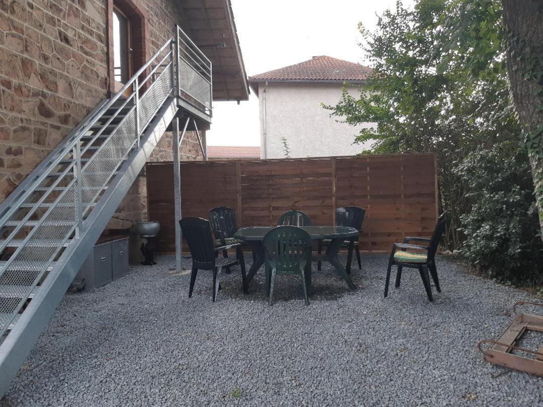 Chambre D Hote La Grange Pommiers-en-Forez Εξωτερικό φωτογραφία